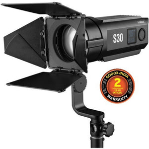 Godox S30 Focusing Continuous Light / compact and adaptable lighting solution